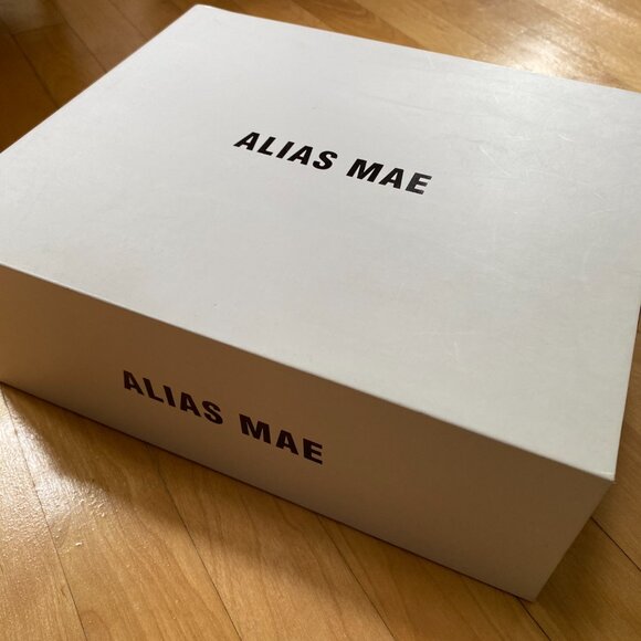 Alias Mae Leather Chelsea Boots EUR 39/US 9 - Picture 2 of 6